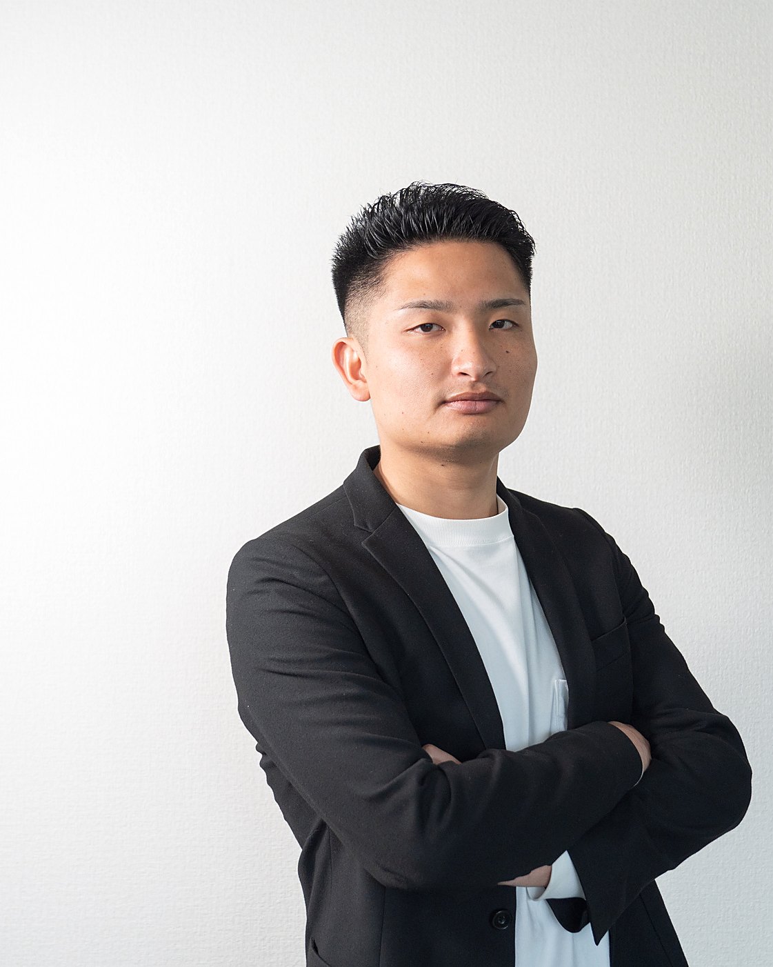 源灯株式会社 代表取締役 久保修斗